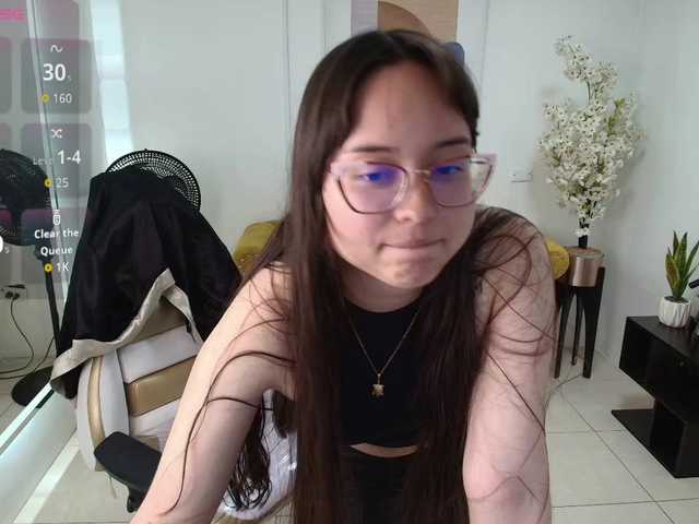 Shady-bug live webcam show