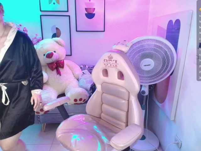 Shady-bug live cam on BongaCams