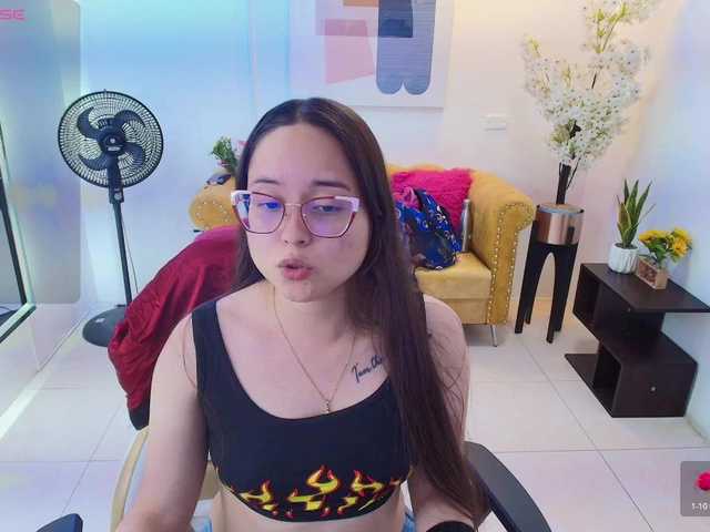 Shady-bug live cam on BongaCams