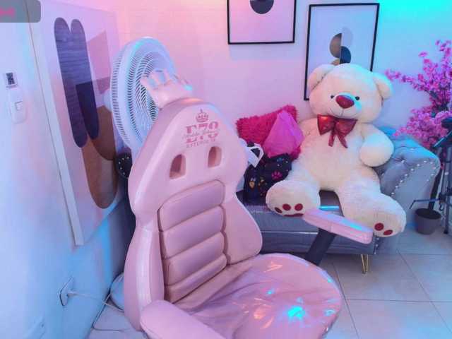 Shady-bug live cam on BongaCams