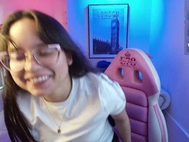 Shady-bug's BongaCams show and profile