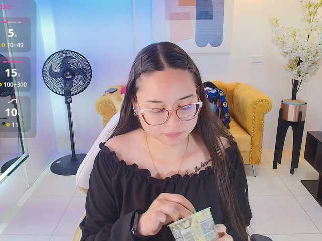 Shady-bug live cam on BongaCams