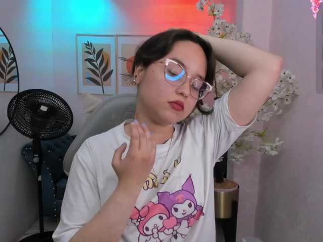 Shady-bug live cam on BongaCams