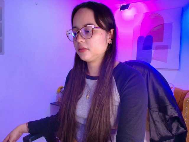 Shady-bug live cam on BongaCams