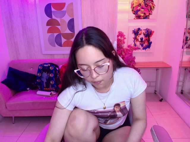 Shady-bug live cam on BongaCams