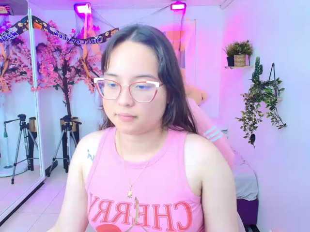 Shady-bug live cam on BongaCams