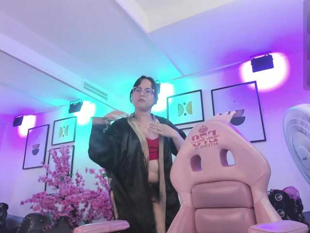 Shady-bug live cam on BongaCams