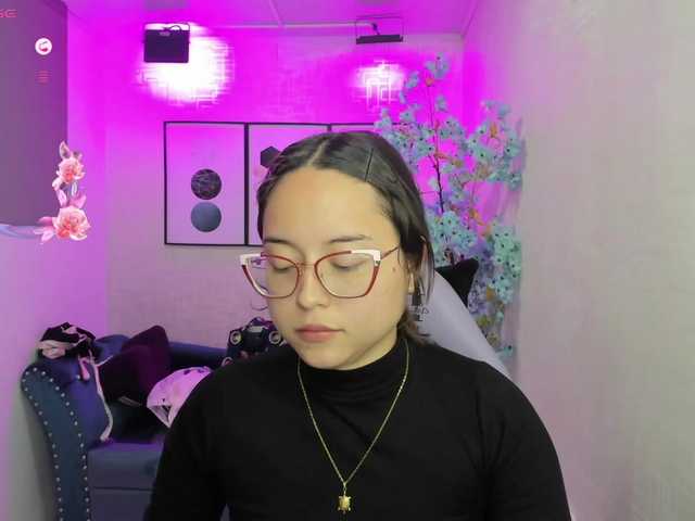 Shady-bug live webcam show
