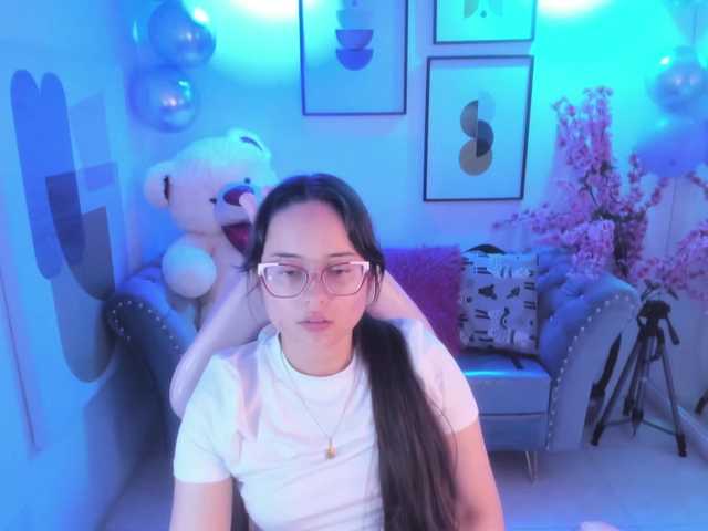 Shady-bug's BongaCams show and profile