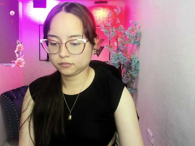 Shady-bug live cam on BongaCams