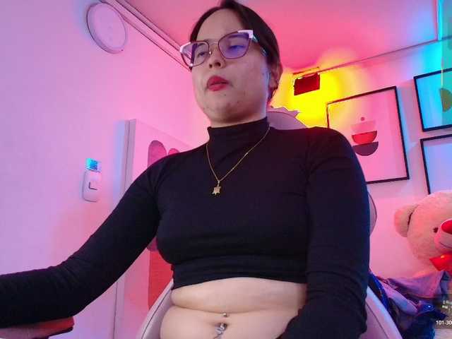 Shady-bug live cam on BongaCams