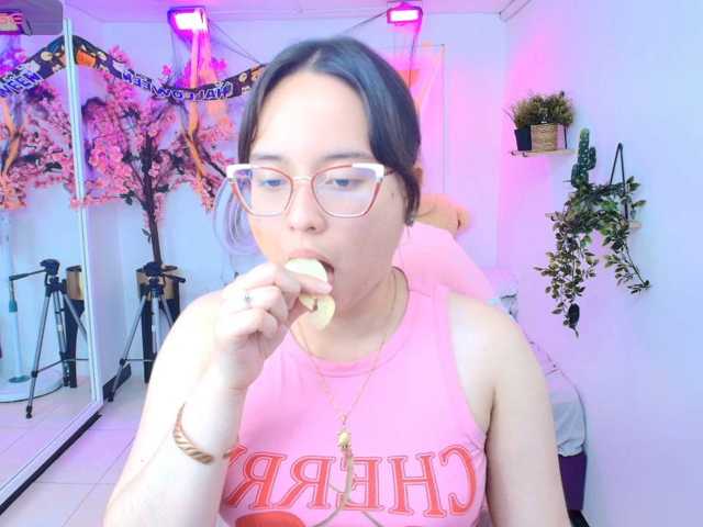 Shady-bug live cam on BongaCams