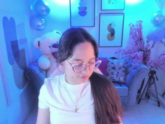 Shady-bug's BongaCams show and profile