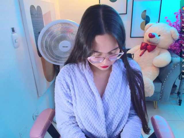 Shady-bug live cam on BongaCams