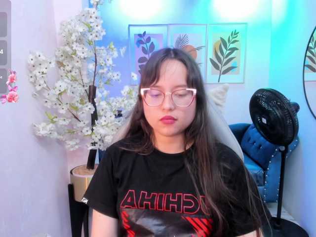 Shady-bug live cam on BongaCams