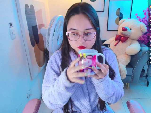 Shady-bug live cam on BongaCams
