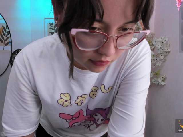 Shady-bug live cam on BongaCams