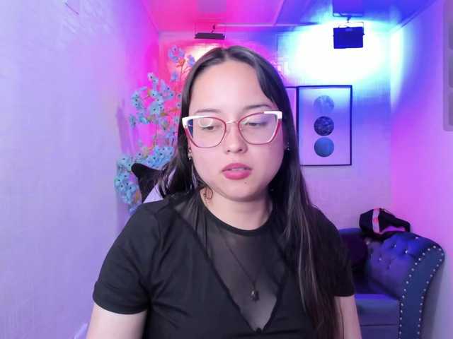 Shady-bug live cam on BongaCams