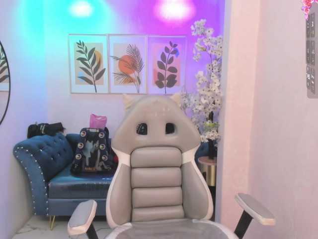 Shady-bug live cam on BongaCams
