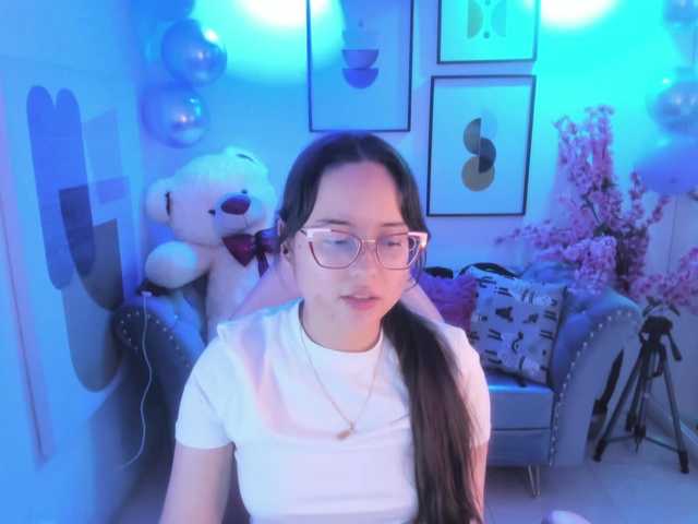 Shady-bug's BongaCams show and profile