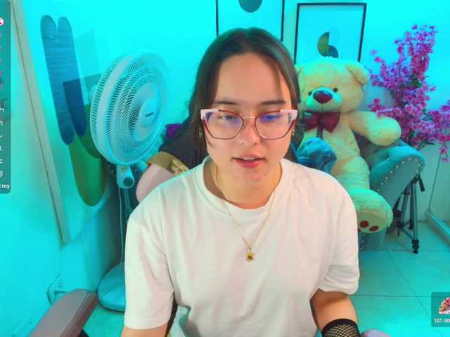 Shady-bug live cam on BongaCams