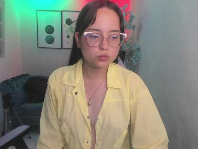 Shady-bug live cam on BongaCams