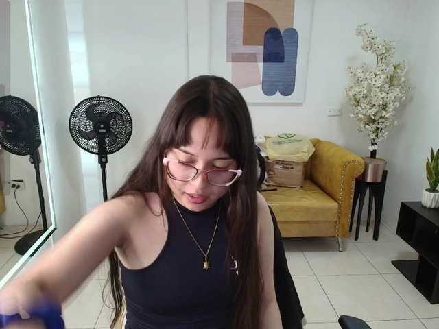 Shady-bug live webcam show