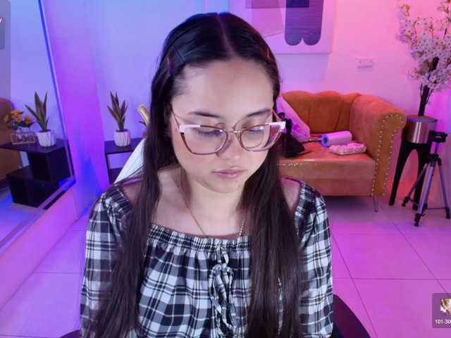 Shady-bug live cam on BongaCams