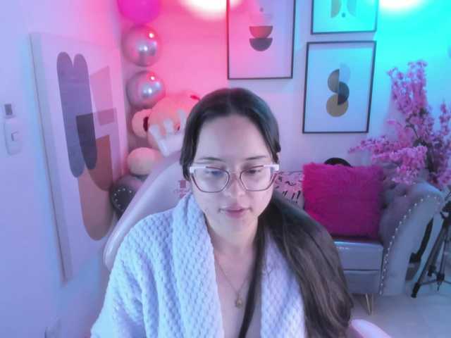 Shady-bug's BongaCams show and profile