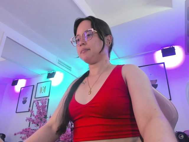 Shady-bug live cam on BongaCams