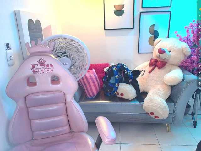 Shady-bug live cam on BongaCams