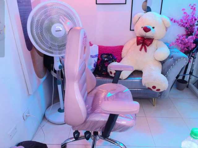 Shady-bug live cam on BongaCams