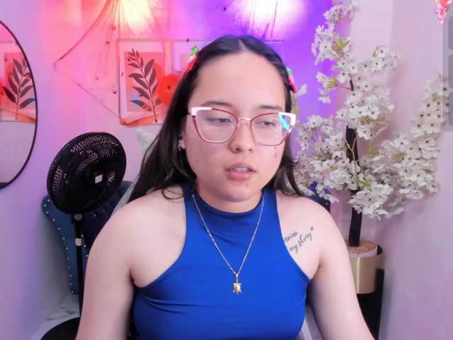 Shady-bug live cam on BongaCams