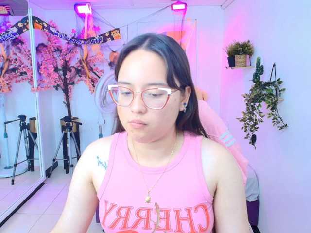 Shady-bug live cam on BongaCams