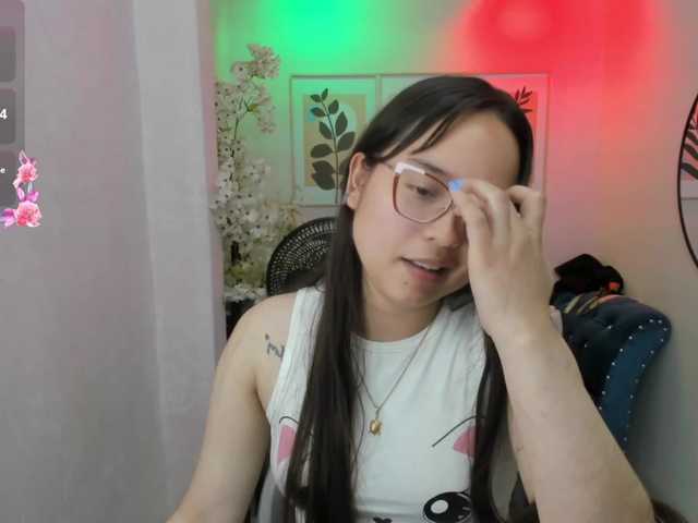 Shady-bug live cam on BongaCams
