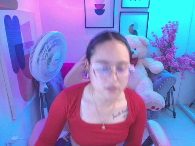 Shady-bug live cam on BongaCams