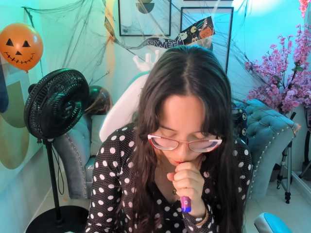 Shady-bug live cam on BongaCams