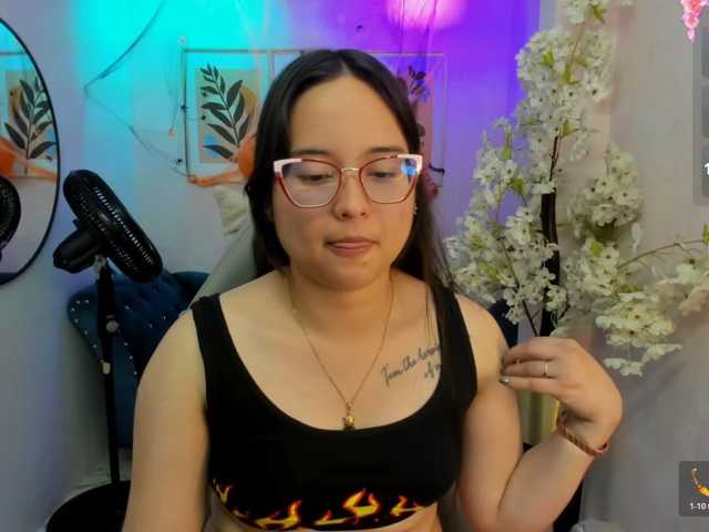 Shady-bug live cam on BongaCams