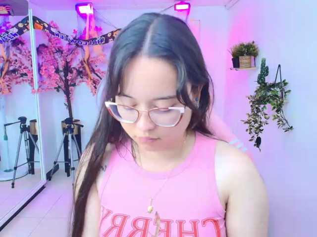 Shady-bug live cam on BongaCams
