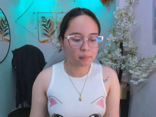 Shady-bug live cam on BongaCams