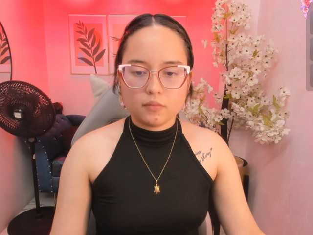 Shady-bug live cam on BongaCams