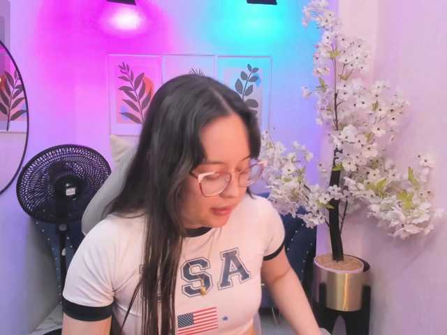 Shady-bug live cam on BongaCams
