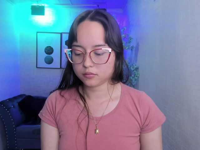 Shady-bug live cam on BongaCams