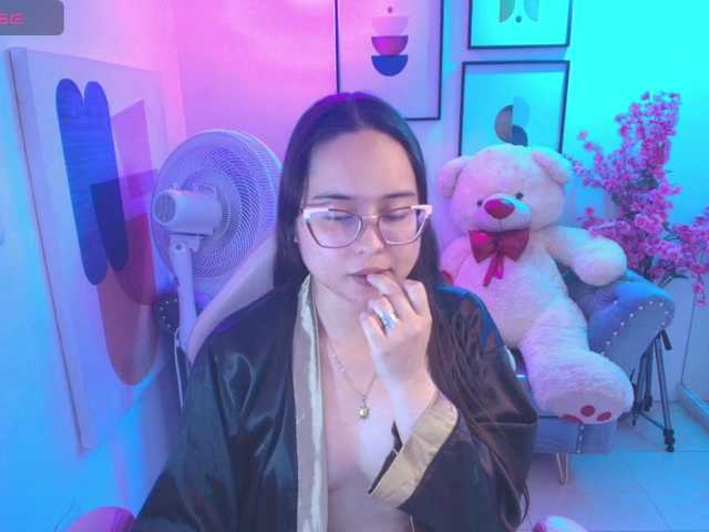 Shady-bug live cam on BongaCams