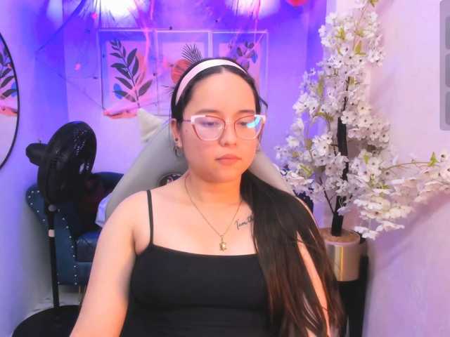 Shady-bug live cam on BongaCams