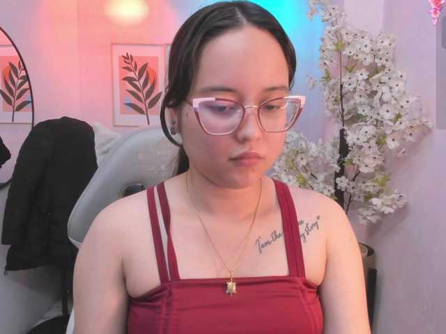Shady-bug live cam on BongaCams