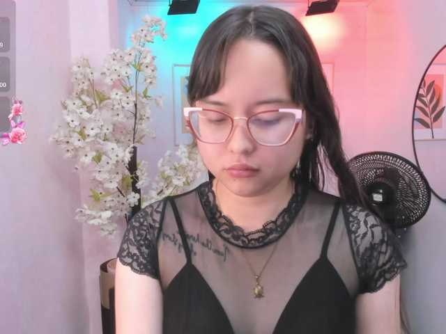 Shady-bug live cam on BongaCams