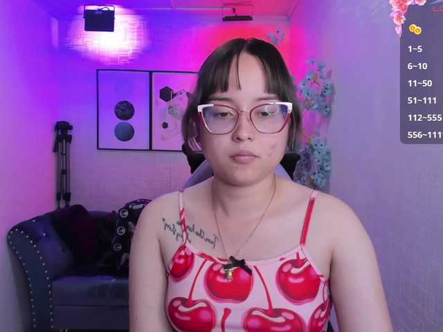 Shady-bug live cam on BongaCams