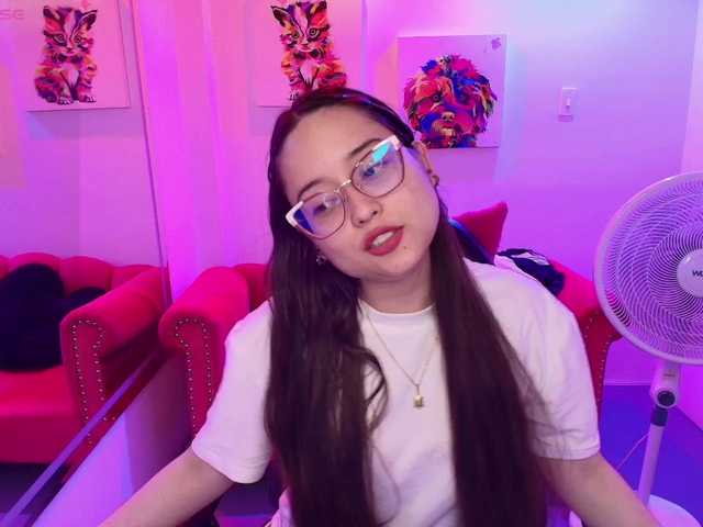 Shady-bug live cam on BongaCams