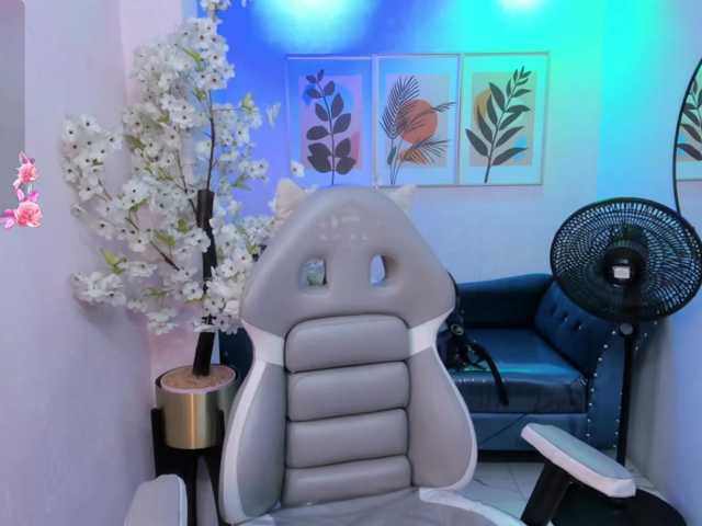 Shady-bug live cam on BongaCams